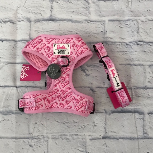 Barbie x SASSY WOLF Harness & Leash. Size:Small - Picture 4 of 4